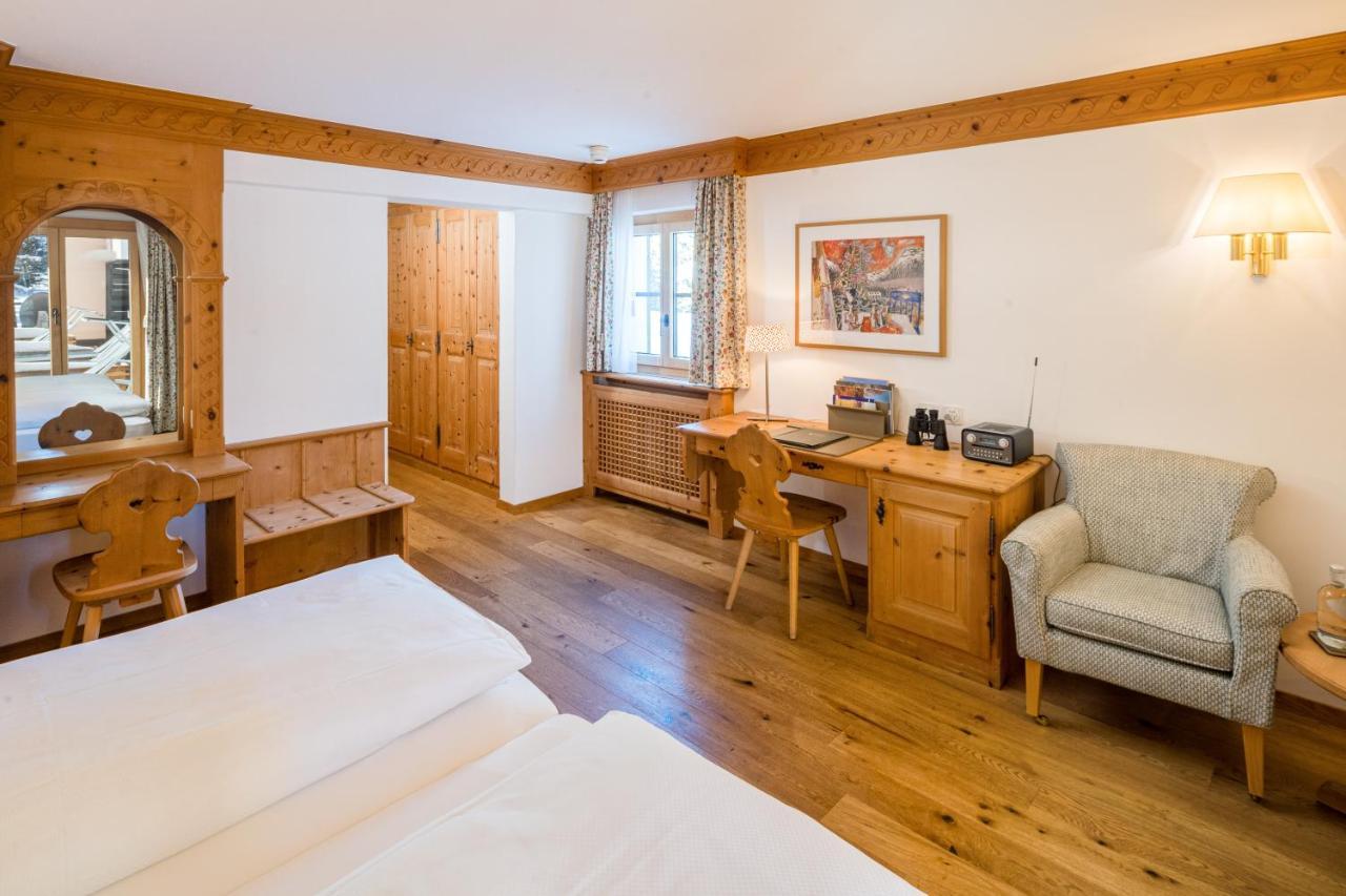 סילס מריה Hotel Chesa Randolina מראה חיצוני תמונה