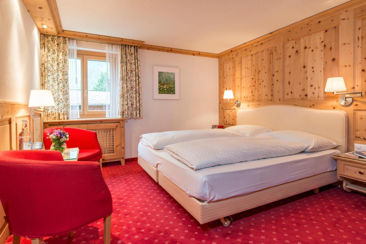 סילס מריה Hotel Chesa Randolina מראה חיצוני תמונה