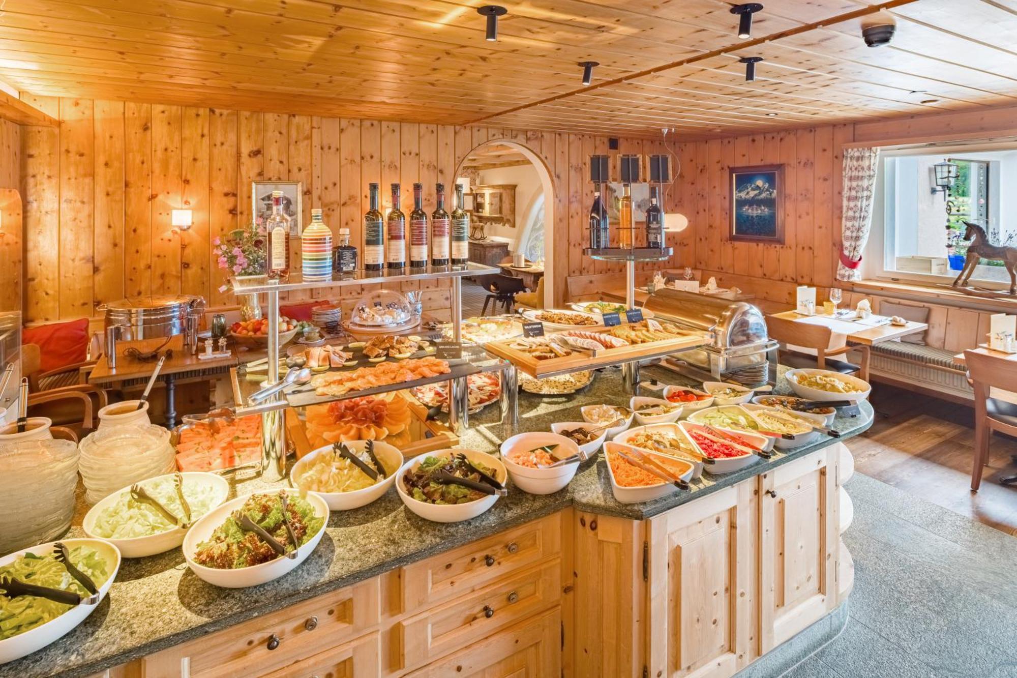 סילס מריה Hotel Chesa Randolina מראה חיצוני תמונה